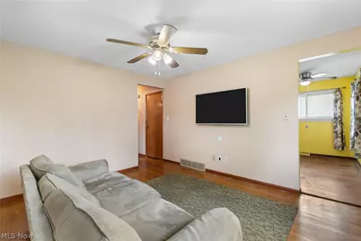 64 Kreiner Avenue, Akron, OH 44312 - Photo 6