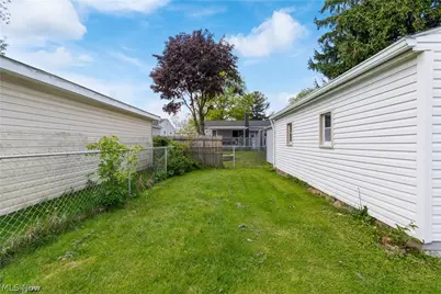 64 Kreiner Avenue, Akron, OH 44312 - Photo 32