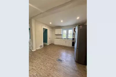 517 East Avenue, Akron, OH 44320 - Photo 2