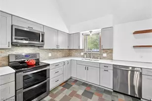 1724 Narragansett Blvd, Lorain, OH 44053 - Photo 8