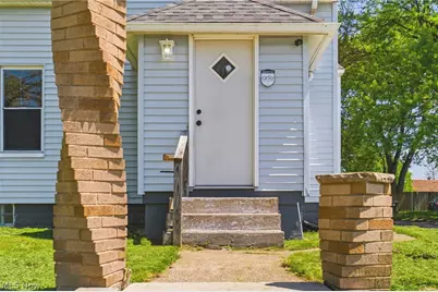 1646 Royal Avenue NE, Canton, OH 44705 - Photo 4
