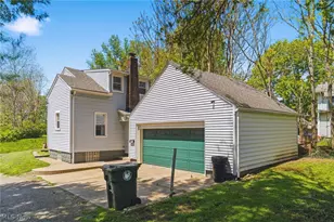 1646 Royal Ave NE, Canton, OH 44705 - Photo 30