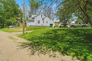 1646 Royal Ave NE, Canton, OH 44705 - Photo 28