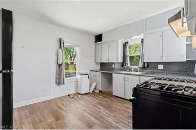 1646 Royal Avenue NE, Canton, OH 44705 - Photo 12