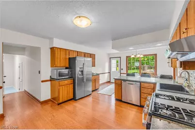 4320 E Sprague Road, Grandview Heights, OH 44147 - Photo 10