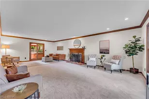 4320 E Sprague Rd, Grandview Heights, OH 44147 - Photo 6