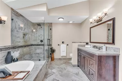 4320 E Sprague Road, Grandview Heights, OH 44147 - Photo 22