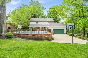 4320 E Sprague Rd, Grandview Heights, OH 44147 - Photo 2