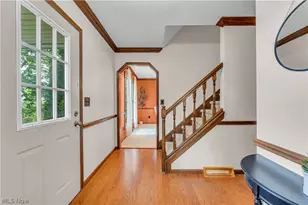4320 E Sprague Rd, Grandview Heights, OH 44147 - Photo 4
