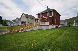 131 Sycamore St, Adena, OH 43901 - Photo 10