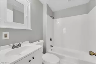3219 W 116th St, Loveland, OH 44111 - Photo 18
