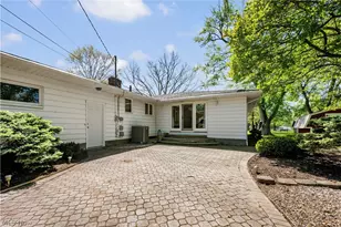 3720 Brookside Dr, Norton, OH 44203 - Photo 4