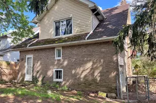 2464 4th St, Cuyahoga Falls, OH 44221 - Photo 2