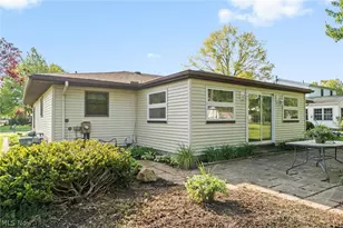 35671 Chesterfield Dr, North Ridgeville, OH 44039 - Photo 36