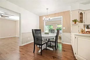 35671 Chesterfield Dr, North Ridgeville, OH 44039 - Photo 16
