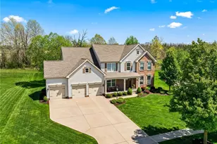2886 Parnham Dr, Medina, OH 44256 - Photo 2