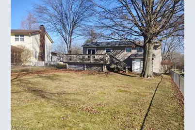 440 Barrenwood Drive, Wadsworth, OH 44281 - Photo 2