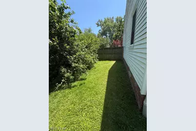 5141 Bridgewater Road, Lyndhurst, OH 44124 - Photo 38