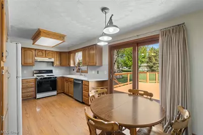 11074 Sagebrush Avenue NE, Uniontown, OH 44685 - Photo 8