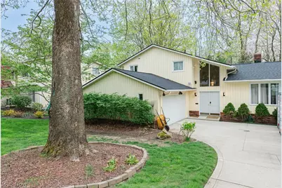33170 Ledge Hill Drive, Solon, OH 44139 - Photo 2