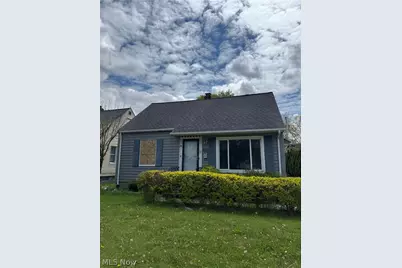 13402 Shady Oak Boulevard, Garfield Heights, OH 44125 - Photo 1