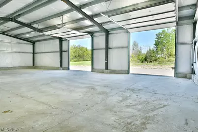 3218 State Route 5, Cortland, OH 44410 - Photo 14