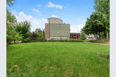 10217 Superior Avenue, Loveland, OH 44106 - Photo 24