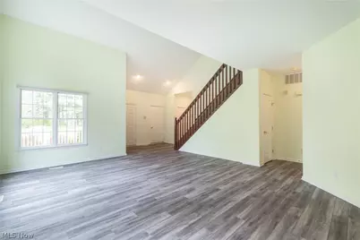 14480 Quail Ridge Drive #76, North Royalton, OH 44133 - Photo 8