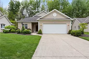 33888 Mapleridge Blvd, Avon, OH 44011 - Photo 2