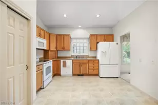 33888 Mapleridge Blvd, Avon, OH 44011 - Photo 10