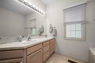 33888 Maple Ridge Boulevard, Avon, OH 44011 - Photo 34