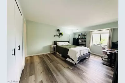 9731 Sunrise Boulevard #M31, North Royalton, OH 44133 - Photo 14