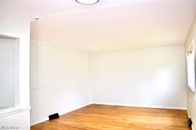 21506 Kenyon Street, Maple Heights, OH 44137 - Photo 8