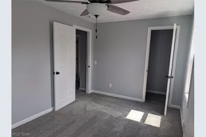 909 E 16th Street, Ashtabula, OH 44004 - Photo 12