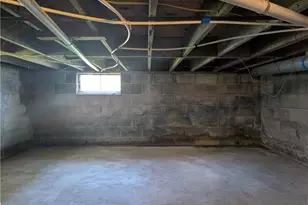909 E 16th St, Ashtabula, OH 44004 - Photo 16