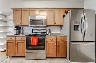 22586 Lenox Dr, Fairview Park, OH 44126 - Photo 14