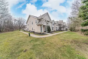 22586 Lenox Dr, Fairview Park, OH 44126 - Photo 30