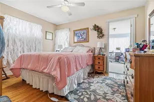 12023 Maple Leaf Dr, Garfield Heights, OH 44125 - Photo 22