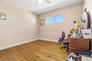12023 Maple Leaf Dr, Garfield Heights, OH 44125 - Photo 20