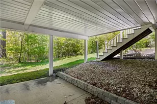 435 Country Walk, Amherst, OH 44001 - Photo 32