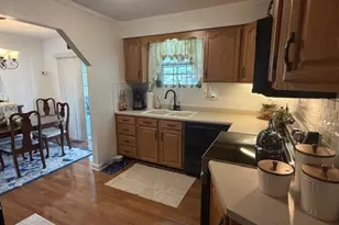 601 McKenna Dr, Williamstown, WV 26187 - Photo 10