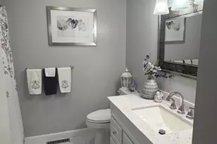 601 McKenna Dr, Williamstown, WV 26187 - Photo 14