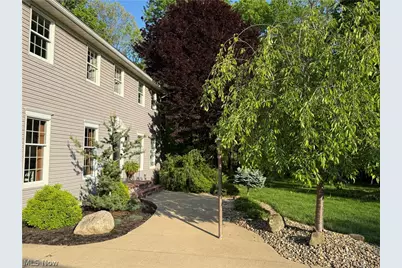 2270 Grenchen Drive #437, Millersburg, OH 44654 - Photo 2