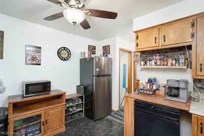341 Lookout Avenue, Akron, OH 44310 - Photo 4
