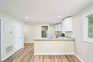 4944 Coleman Dr, New Franklin, OH 44319 - Photo 6