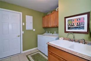 362 E Legend Ct, Highland Heights, OH 44143 - Photo 18
