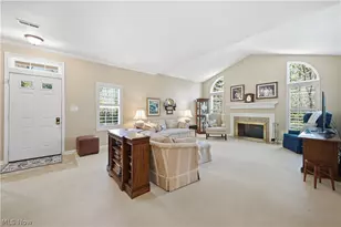27 D Hunters Woods Dr, Canfield, OH 44406 - Photo 8