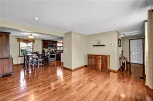 14194 Pine Lakes Dr, Strongsville, OH 44136 - Photo 8