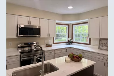 32169 Hickory Lane, Avon Lake, OH 44012 - Photo 2