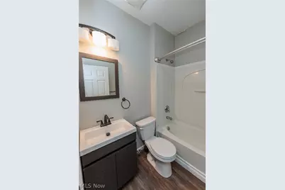 2035 Chesterland Avenue, Oakwood, OH 44107 - Photo 36